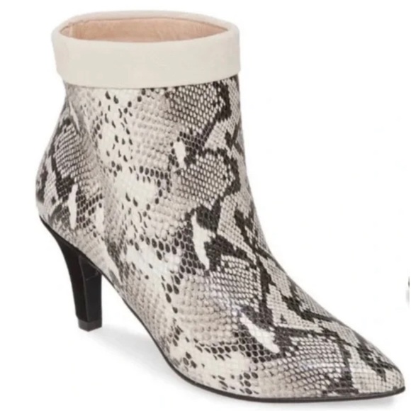 42 GOLD Shoes - 42Gold, snakeskin suede leather, black & grey point toe, stiletto, bootie, new
